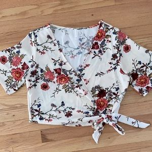 Size M Xhilaration Wrap Blouse - like new!